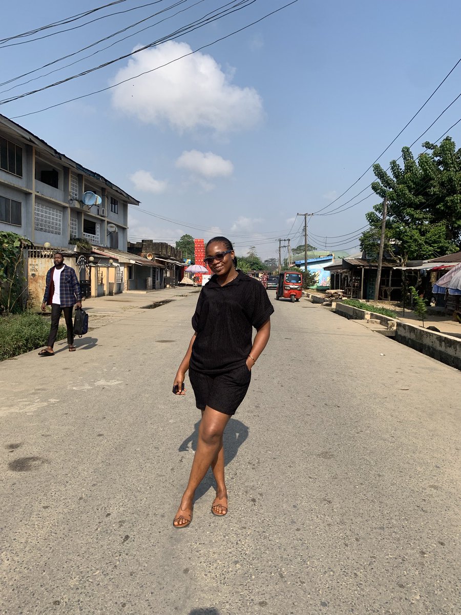 FindingEmem's tweet image. Being an AkwaIbomite is a big flex🤭

Rep your LGA
Dad: Ikot Abasi
Mum: Etinan

#AkwaIbom