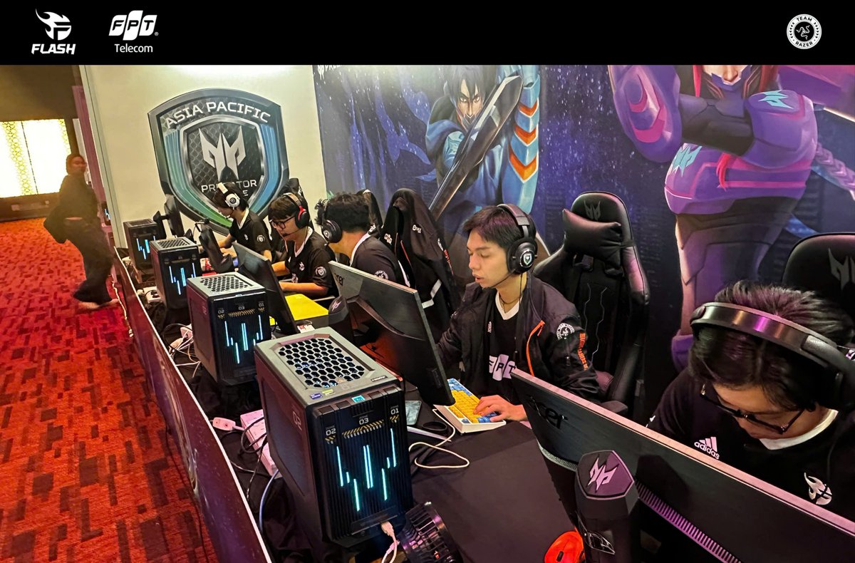 flashvalorantvn's tweet image. FPT Flash is fully focused on training, getting ready for the upcoming challenges at Asia Pacific Predator League! 🔥🇻🇳
#FPTFlash #FPTTelecom #FPTPlay #Razer #TeamFlash #MakingGamersHeros #TeamFlashValorant #PredatorLeague2025 #PL2025