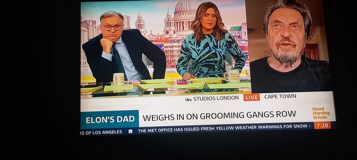 Dovsie Lighter Man tweet media