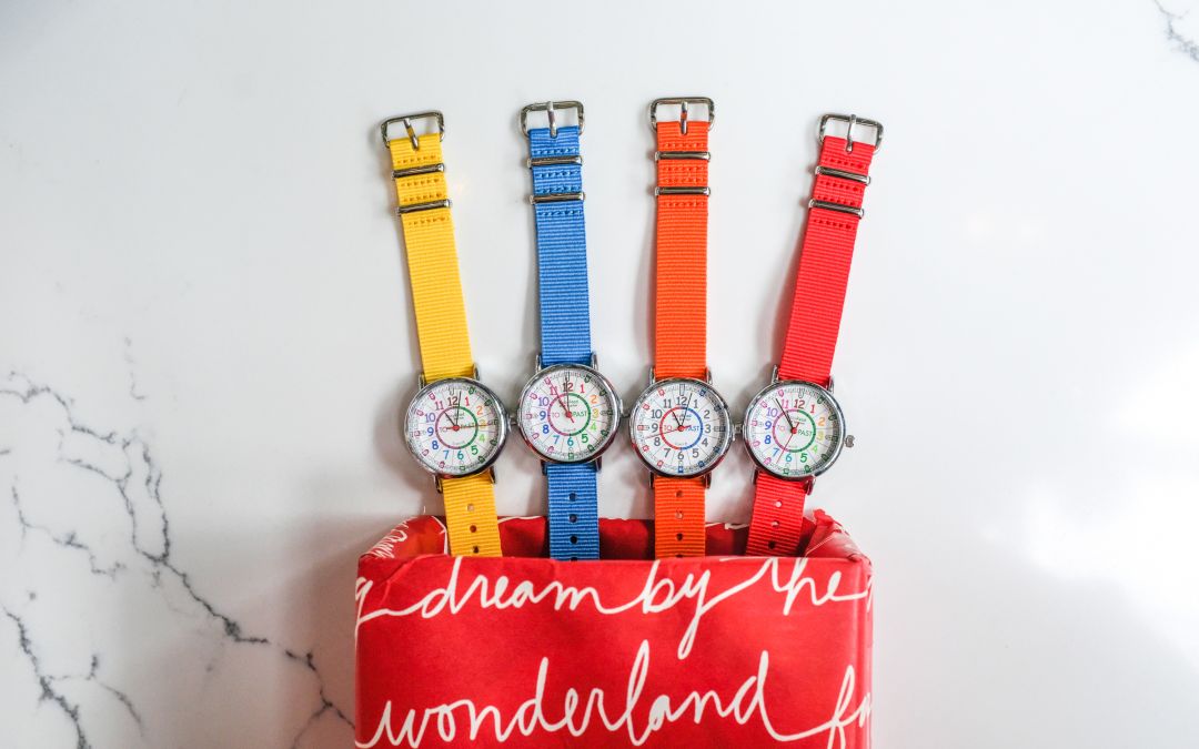 EasyReadTime's tweet image. Is 2025 the year your child will start learning to tell the time? Our watches make learning to tell the time quick, easy and fun for all children over the age of 4. 
easyreadtimeteacher.com/browse/watches/ 
#kidswatches #tellthetime #educationalgifts