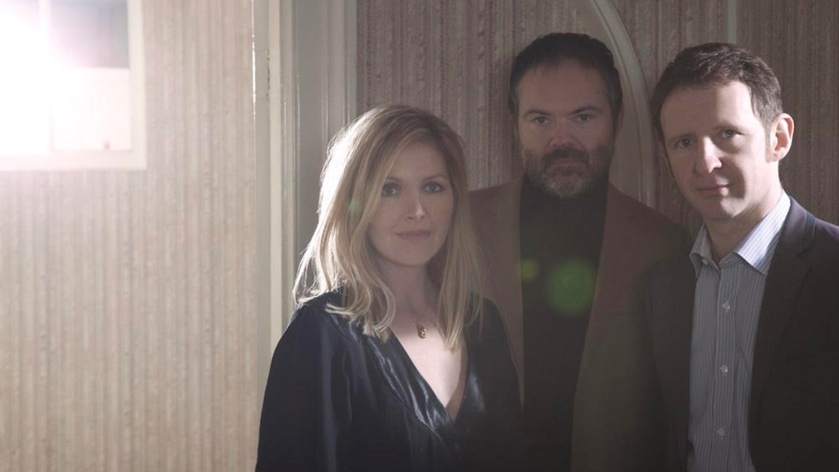 * état hypnagogique avec <a href="/bobpetesarah/">Saint Etienne</a>   * "The Night" Premier album indispensable de l'année 2025 ; pour un retour en studio de l'indépen-dance sur @radio_pulsar  - mercredi 08/01/2025 à 9:00 pm CET. St Etienne ///