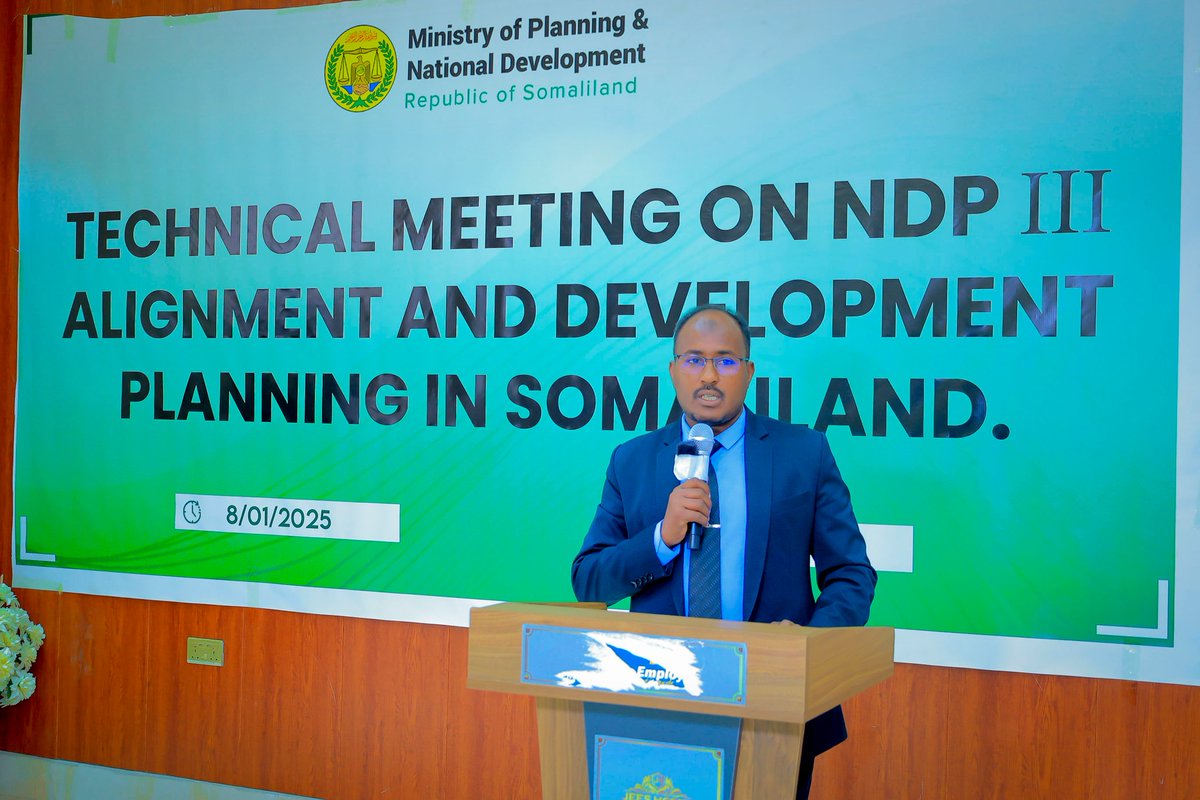 Minister of Planning, Mrs. Kaltun Sh. Hassan Abdi, alongside Director General Mohamed Abdullah Duale, held a crucial technical meeting to discuss the alignment of the National Development Plan III and development planning in Somaliland.