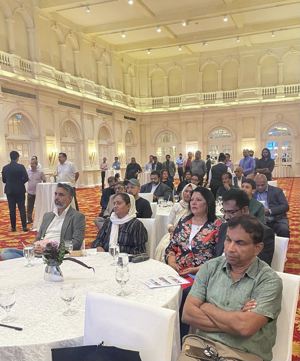 riu_sri's tweet photo. Celebrating 22 years of RIUNIT in Asia and a new chapter ahead!
#RIUNIT #RIUPropertyNetwork #22YearsOfRIUNIT #RealEstateInnovation #Collaboration #Growth https://t.co/y3pqpM75xr