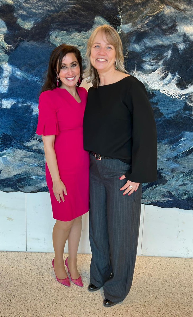 Thank you CEO Sandra Bechtold for your friendship and for <a href="/visitkeukenhof/">Keukenhof</a>’s hospitality for the ‘Tulipa Shefali’! It is such a truly lovely feeling in my heart to know that the 2025 Keukenhof will once again showcase the joyful fuchsia pink ‘Tulipa Shefali’ in full bloom both in