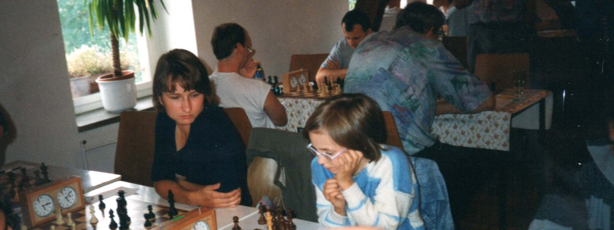 Elisabeth Pähtz wird 40. "2025 soll eine Art Sabbatjahr werden."

Den ganzen Artikel findet Ihr auf der DSB-Website:

schachbund.de/news/elisabeth…