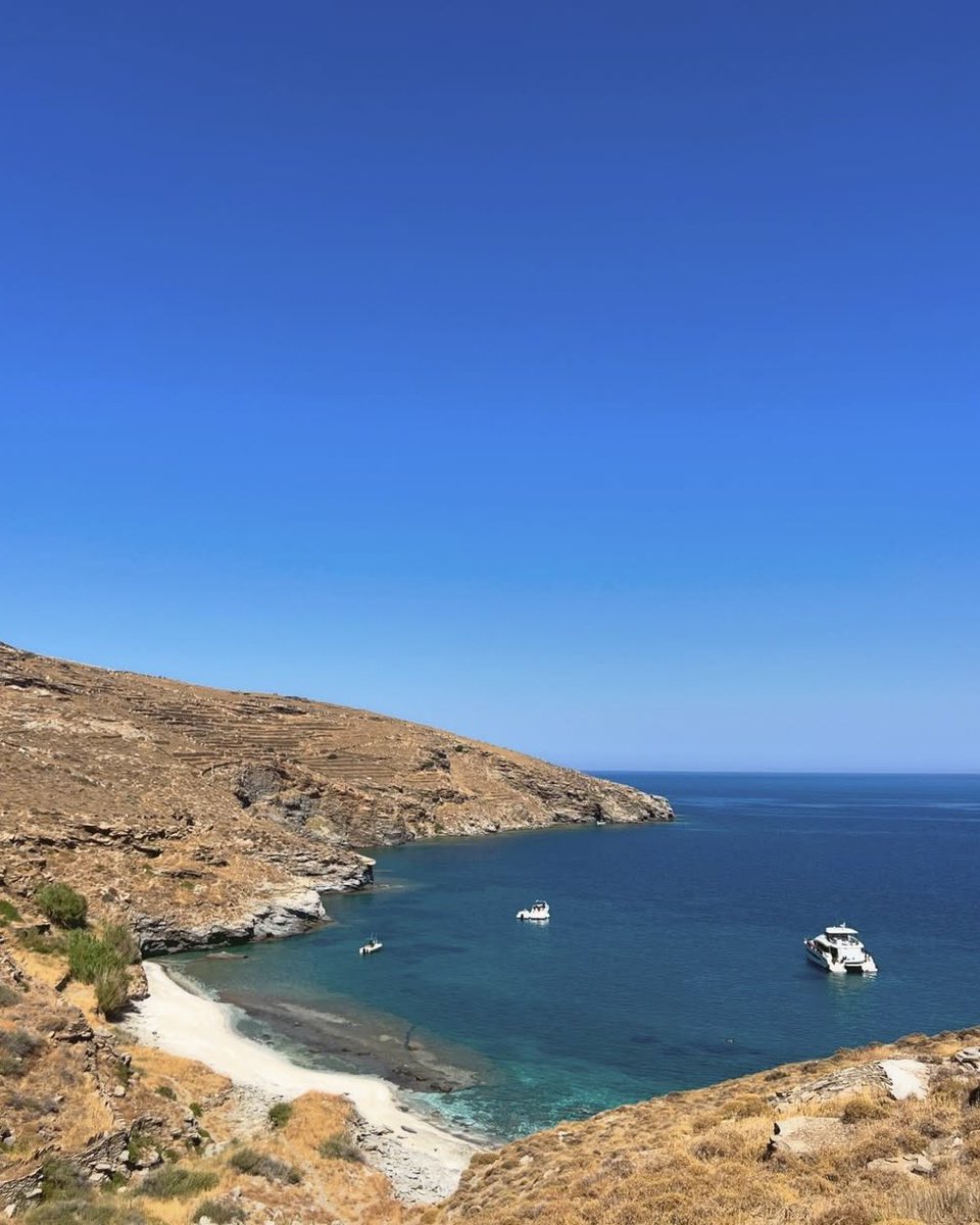 andros_secrets's tweet image. 📍 Bouros beach, Kochylos, Andros

#andros #greece #visitgreece #grece #paradisefound #vacationgoals #islandhopping #cyclades #greekislands #beautifuldestinations #discovergreece #beach #androsisland #greekisland #androsgreece