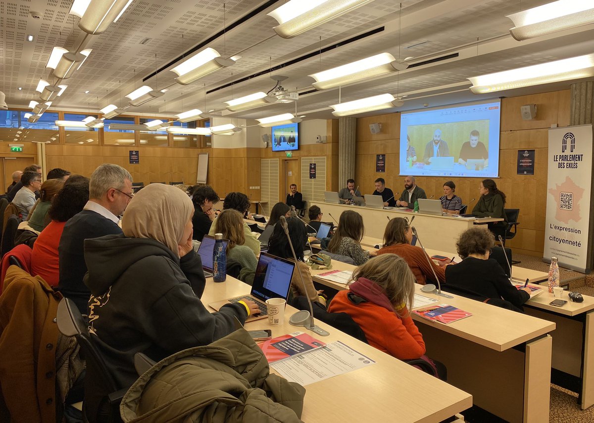 📢 Le CESE accueille le lancement du @parlementexiles 

<a href="/KenzaOccansey/">Kenza Occansey</a>, co-rapporteur de l’avis du CESE « Migrations et Union européenne : vers une nouvelle vision des politiques migratoires » a présenté les travaux lors d’un table ronde. 

🎙️ « La méconnaissance des chiffres et