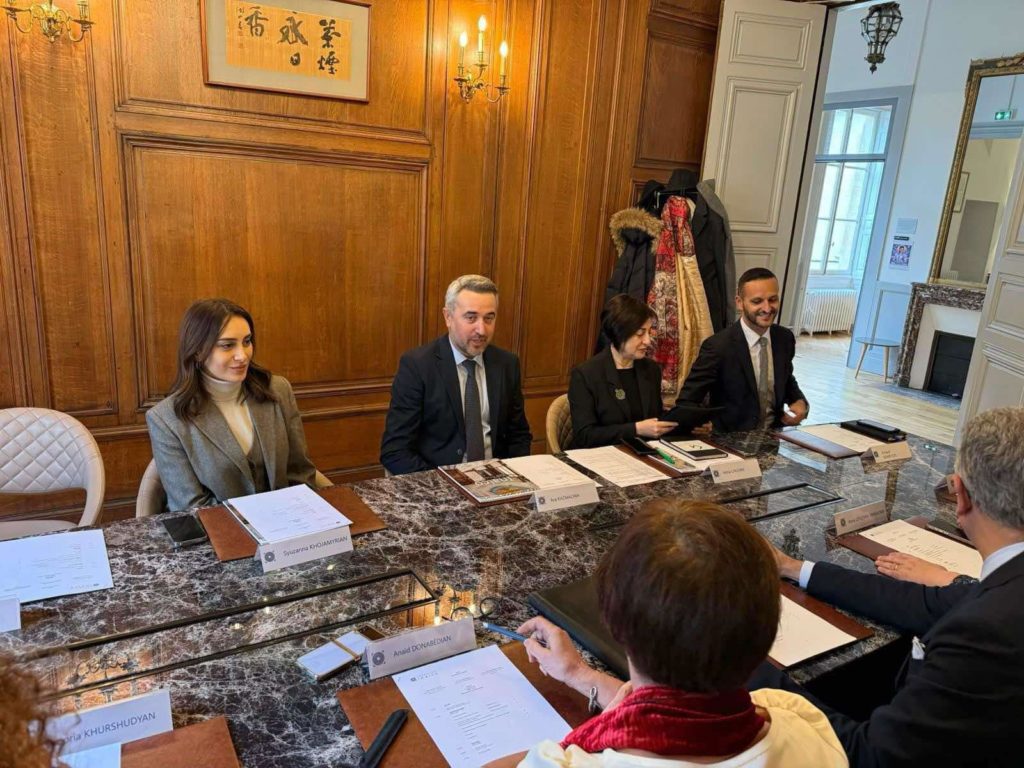 Ara Khzmalyan, the director of Matenadaran, visited the <a href="/Inalco/">Inalco</a> (Foundation and the National Archives of France with the heads of partner structures).During these meetings, they discussed upcoming programs related to research, education,and the preservation of written heritage.