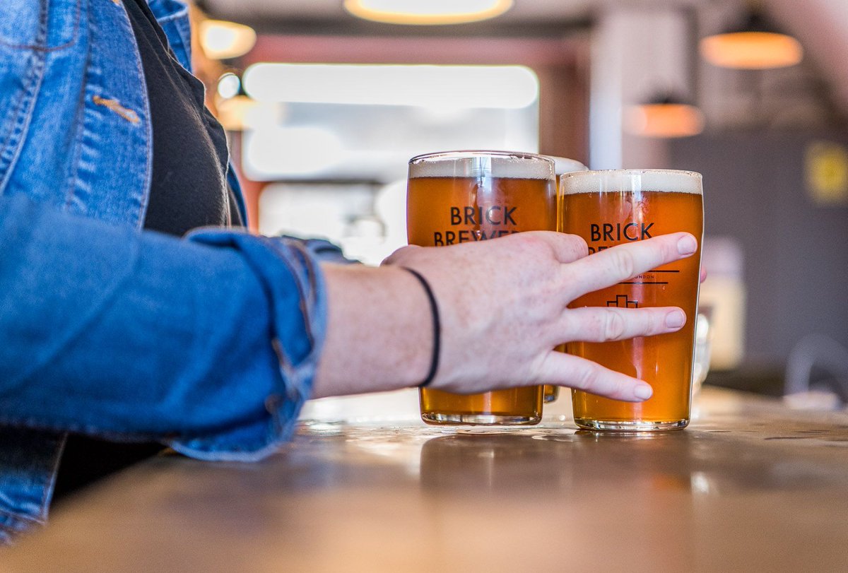 We're bringing happy back to the Taproom.  Every Tuesday and Wednesday in January we are running happy hour, well happy 2 hours actually, from 5-7pm where it is just £4 a Brick pint.  And today is humpday and so it is well deserved.  Come and join us, we open at 5pm

#happyhour