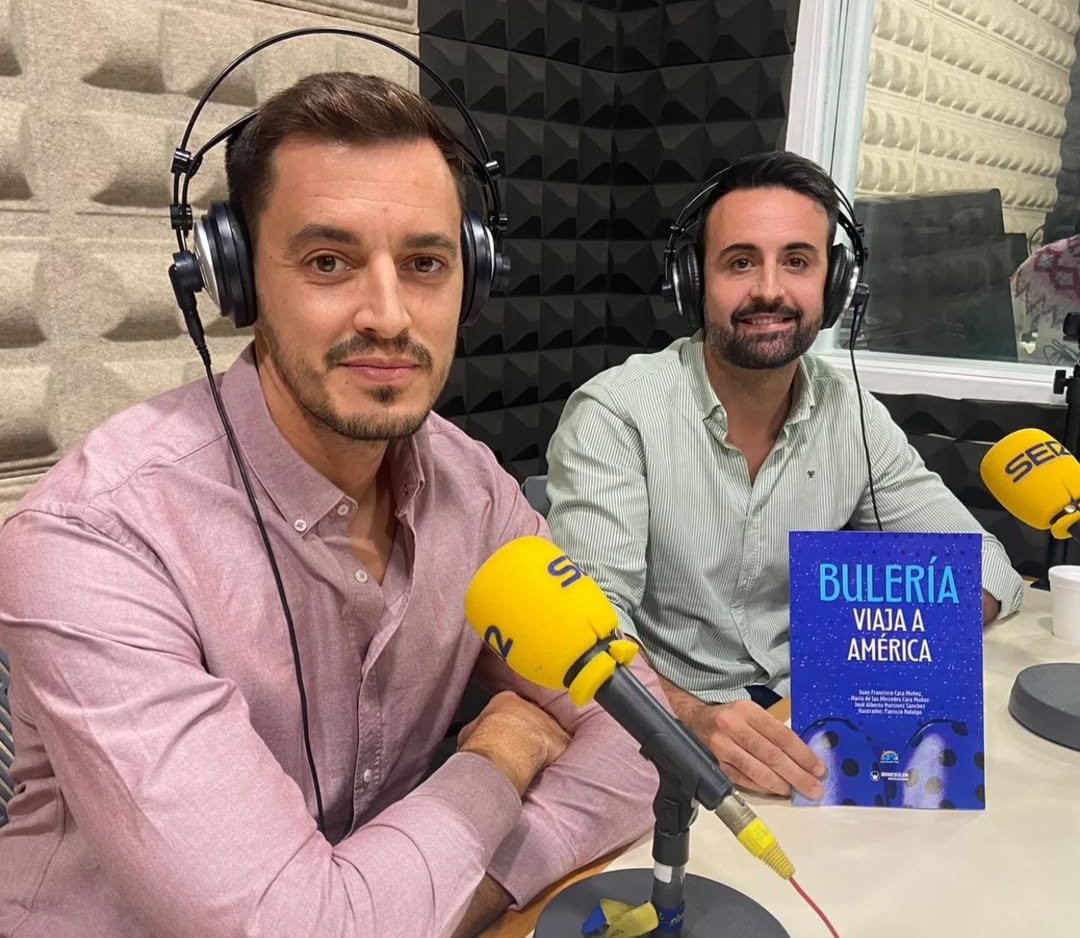 📘🎙️ Presentación de nuestra colección de cuentos "Èrase una vez... Bulería"  en el programa "Con Alma Flamenca" de  <a href="/RadioMoronSER/">Radio Morón, Cadena SER</a> de <a href="/La_SER/">Cadena SER</a> 🎙️📕

#FlamencoenelAula
#EducacionyFlamenco