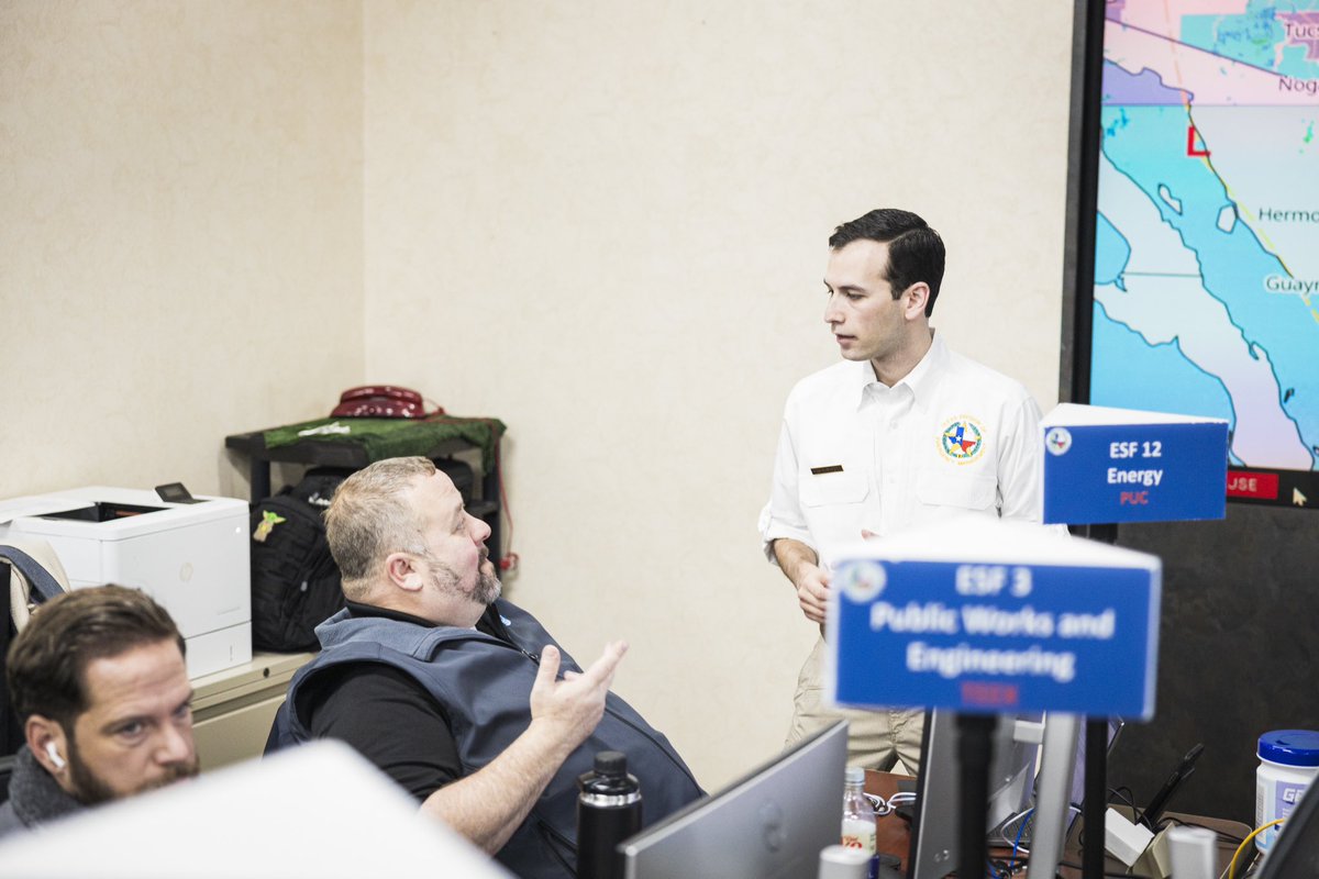 The Texas State Operations Center is operating at Level II— Escalated Response ahead of winter weather.❄️

TDEM &amp; our state partners stand ready to support the needs of Texas communities: gov.texas.gov/news/post/gove…

More info to be shared at an 11am press conference with <a href="/GovAbbott/">Greg Abbott</a>.