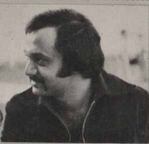 Deeply deeply saddened and shocked to know about the demise of one of my dearest and closest friends #PritishNandy! Amazing poet, writer, filmmaker and a brave and unique editor/journalist! He was my support system and a great source of strength in my initial days in Mumbai. We