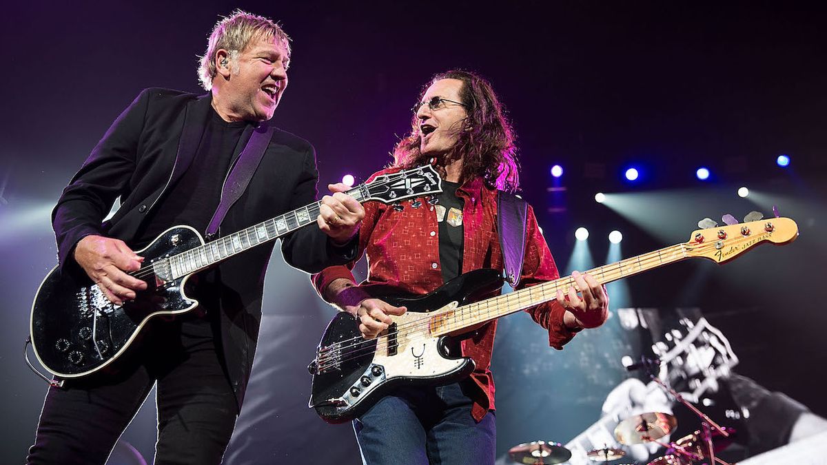 “I need to play. Once a week I go to Ged’s – it’s in the calendar”: Alex Lifeson and Geddy Lee are recording their regular jam sessions – but remain tight-lipped about what they’re using them for trib.al/upcGQp9