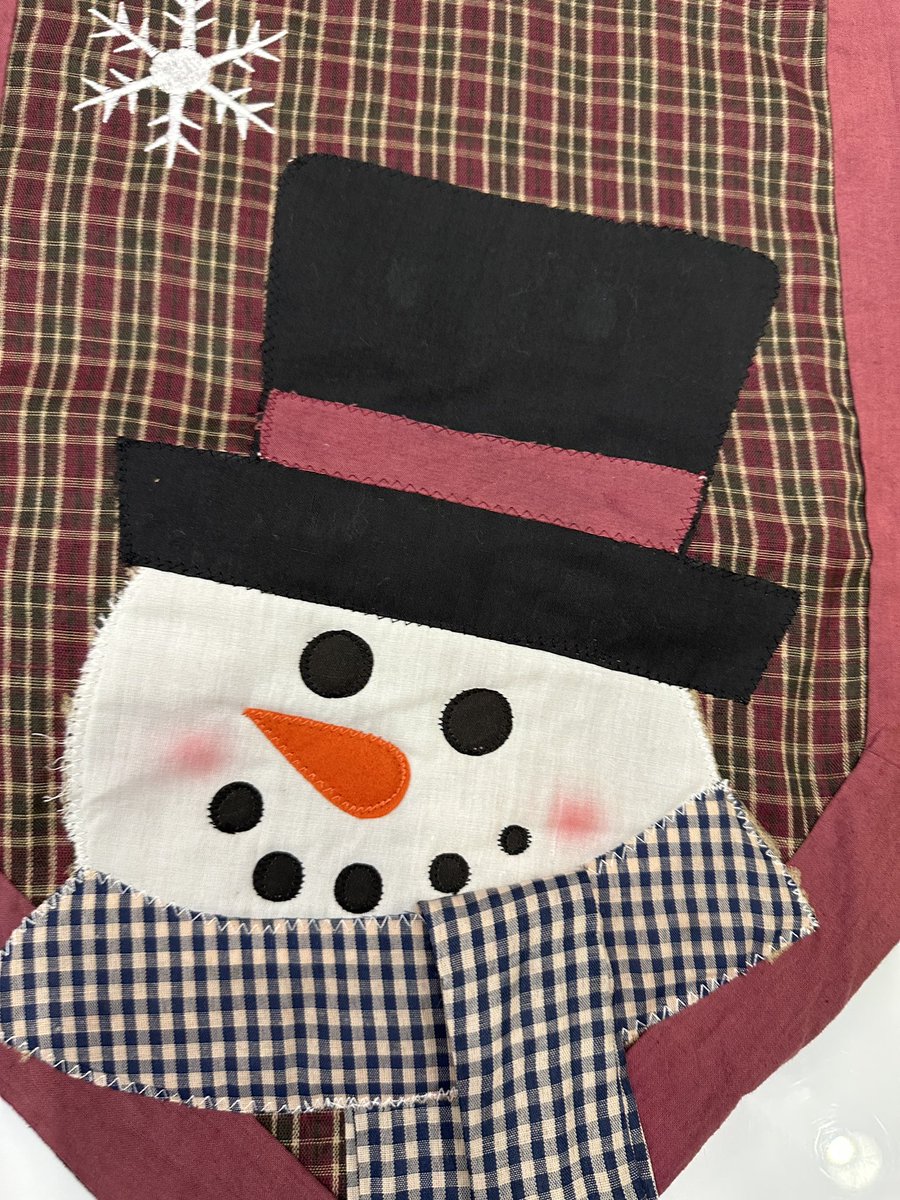 MrsSporrer's tweet image. Getting excited in the library for possible snow this week! #ExperienceSLE #gcisdlib