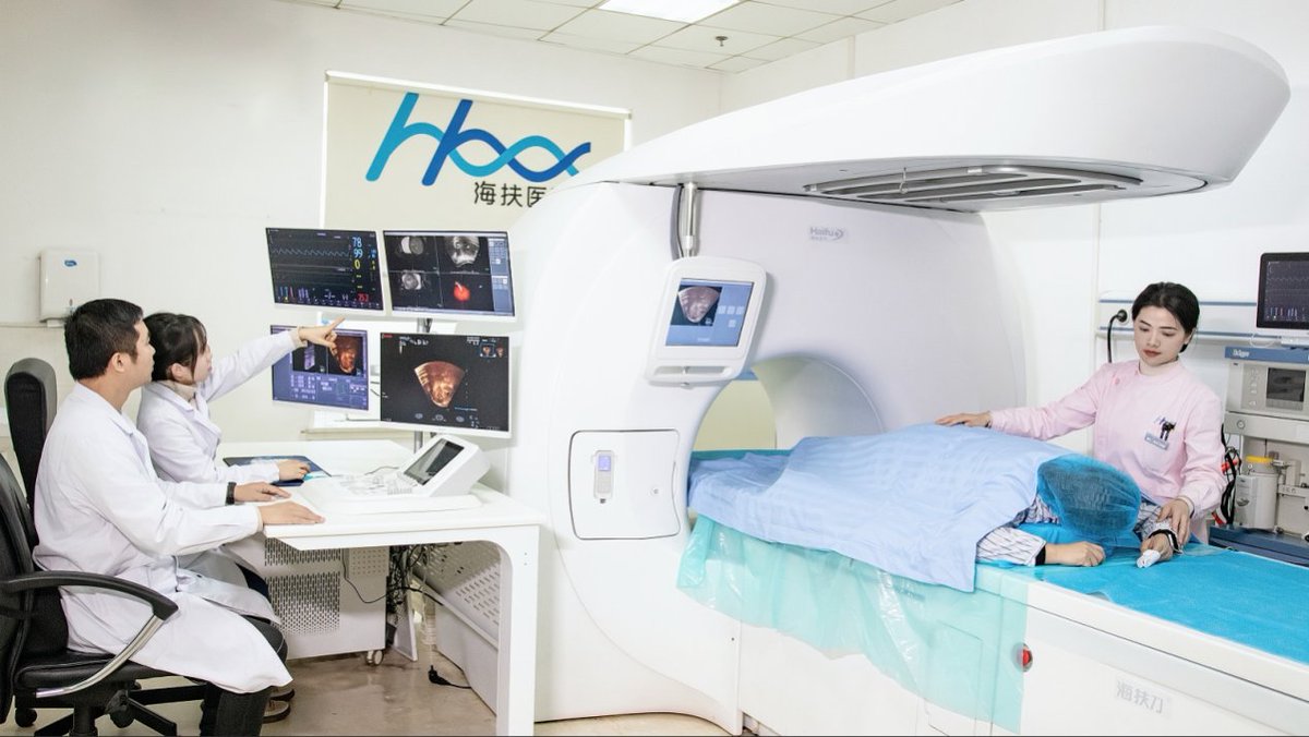 🏥#Chongqing Haifu Hospital in #LiangjiangNewArea has been recognized as the first Center of Excellence in China by the Focused Ultrasound Foundation. The hospital have offered non-invasive treatment to 9,800 patients from 28 countries and regions. <a href="/FUSFoundation/">Focused Ultrasound Foundation</a> 
📷Haifu