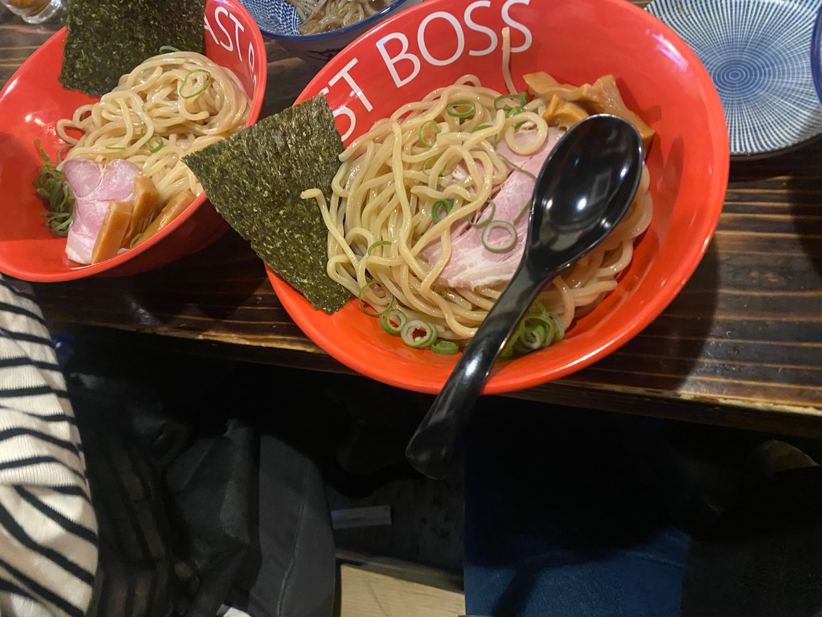 koukun358's tweet photo. せんじつは わたくしだけじゃないんですの
#すみませんわたくしばかり
#LASTBOSS
#つけ麺
#麺好きな人と繋がりたい https://t.co/6uDqkZuarT