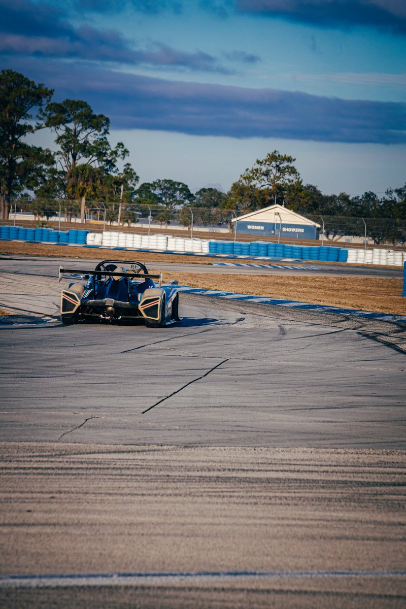 Prodigy P3 Championship event 2🏁

Though second day from my side, missed some luck but limited the damages grabbing a P3 in the second race💪

The speed has been there though so i'm confident that things will turn in the right direction going forward!

Next stop: Miami🔜