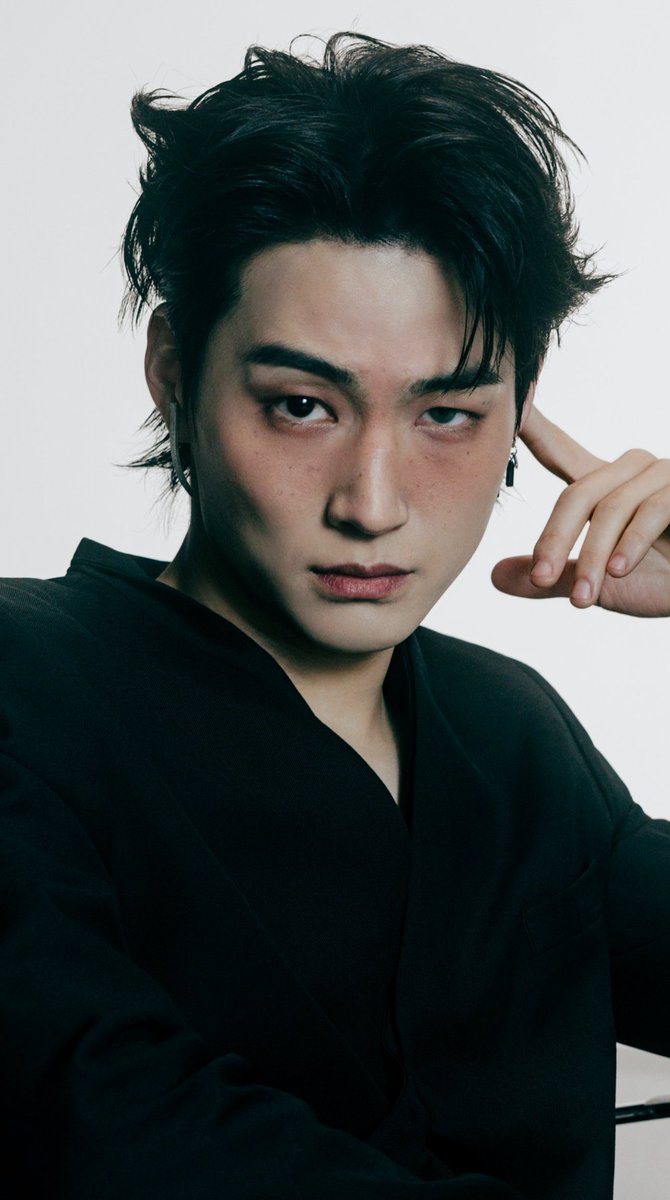 JayB_inDxxair's tweet photo. 재범이 갓세븐만 되면 세상 화려해지는거 넘 좋앙 🥹 https://t.co/iWccrzenQf