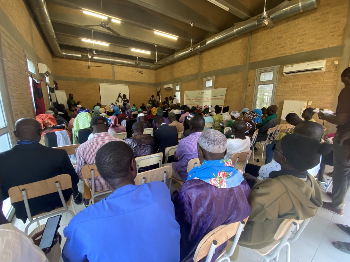PronatEnda's tweet photo. ENDA PRONAT en collaboration avec @bame_isra , @Agrisud_ONG, lance les consultations citoyennes sur la la d'orientation agro sylvo pastorale et halieutique de la région de Fatick .
@MASAE_sn @Mabouba_Diagne_ @BaAlpha17 @FAOSenegal @EnabelauSenegal
#LOASPH , #Gossas, #Durable https://t.co/8Ysw2QP6lG