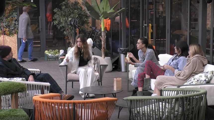 viperetta99's tweet photo. Ecco i finalisti riuniti ❤️❤️❤️

#zelena #grandefratello #amanders https://t.co/oUWdBlEHaG
