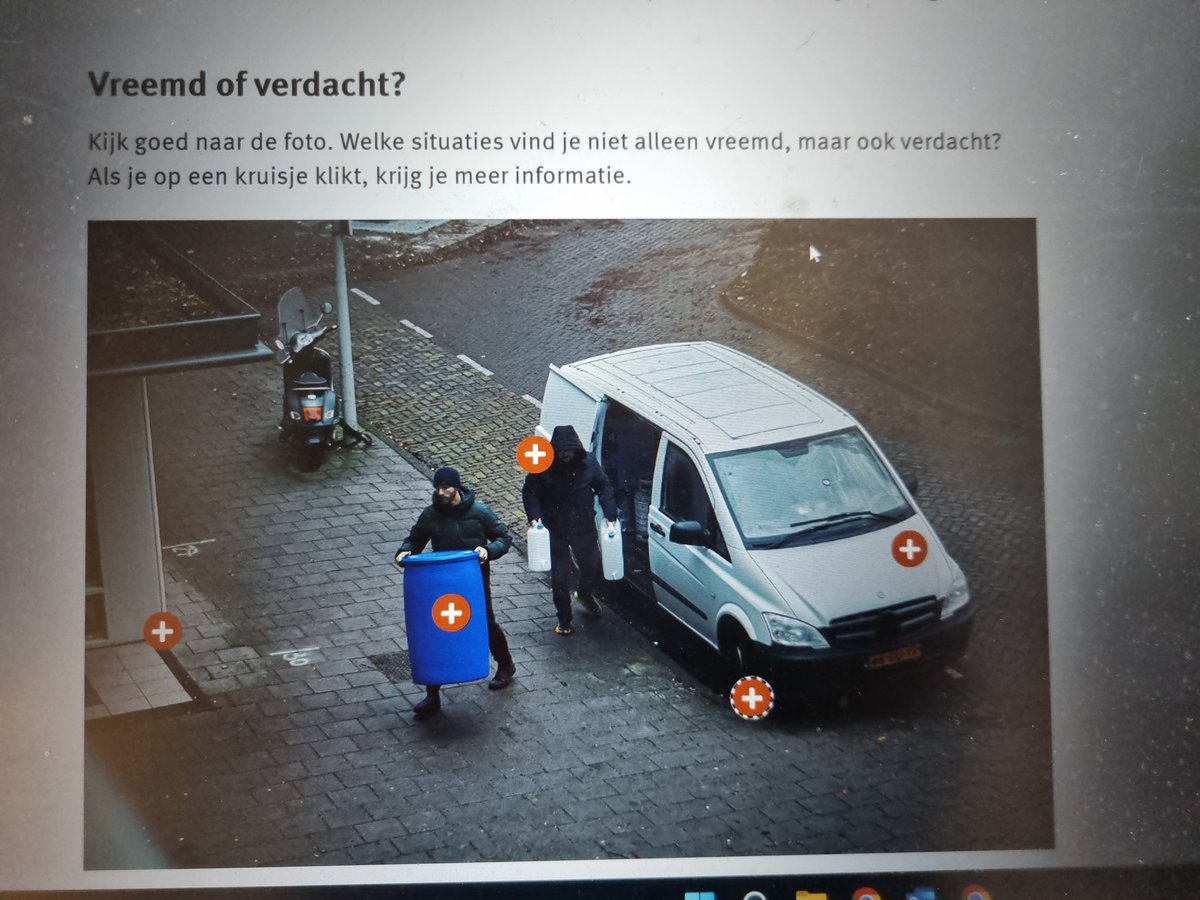 Wijkagent Arjen Schut tweet media