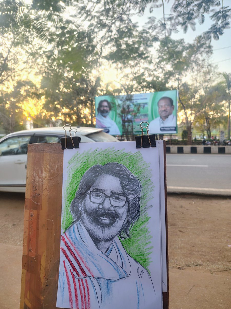 RajBhogta's tweet photo. Live sketch of our CM @HemantSorenJMM @JmmJharkhand @sunny_sharad @JharkhandCMO @prdjharkhand @JharkhandPolice https://t.co/EFe8bvFOik