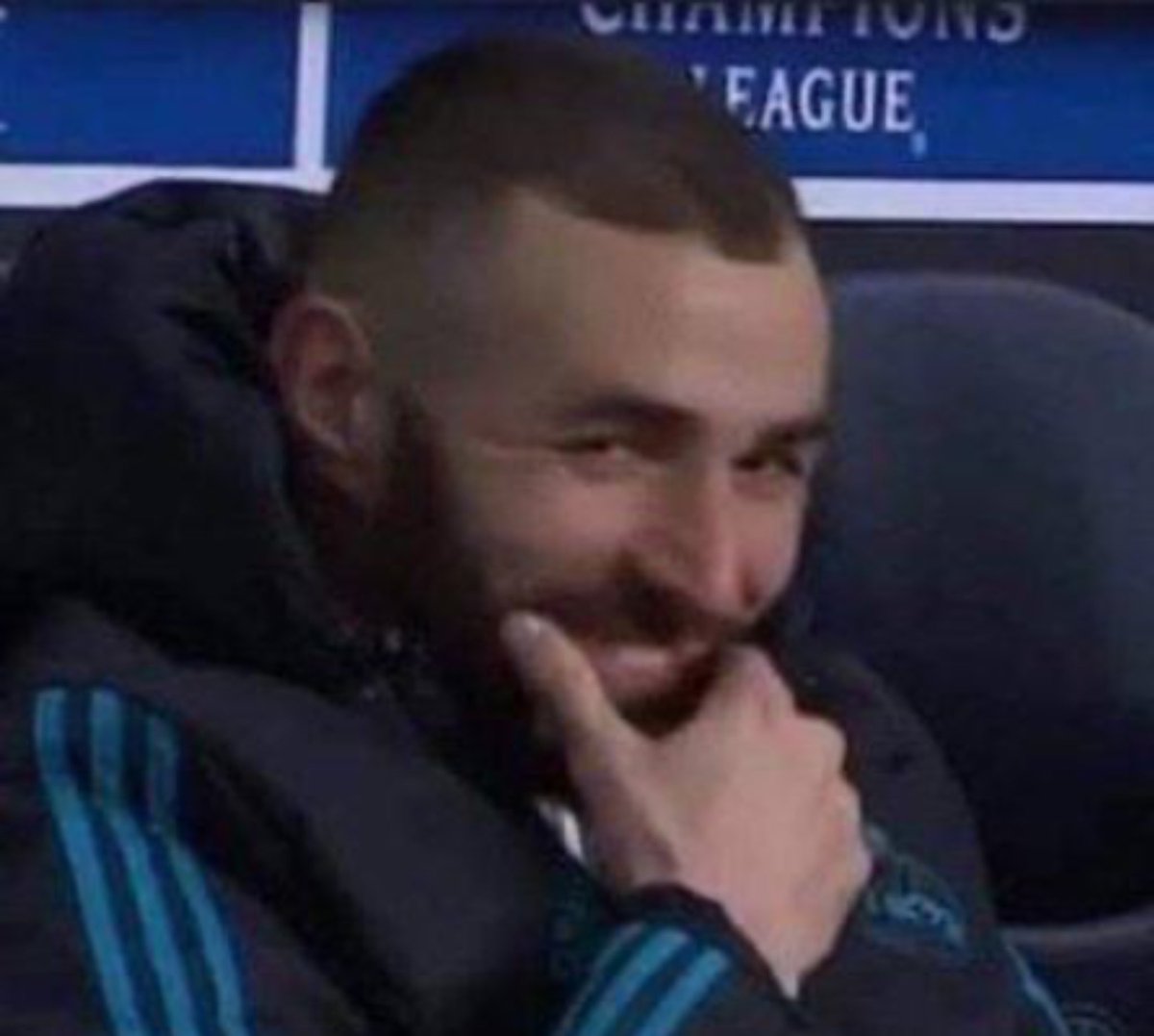 Cfc_Nathy's tweet image. Have you seen the Santorini Challenge.🌚

#SantoriniChallenge