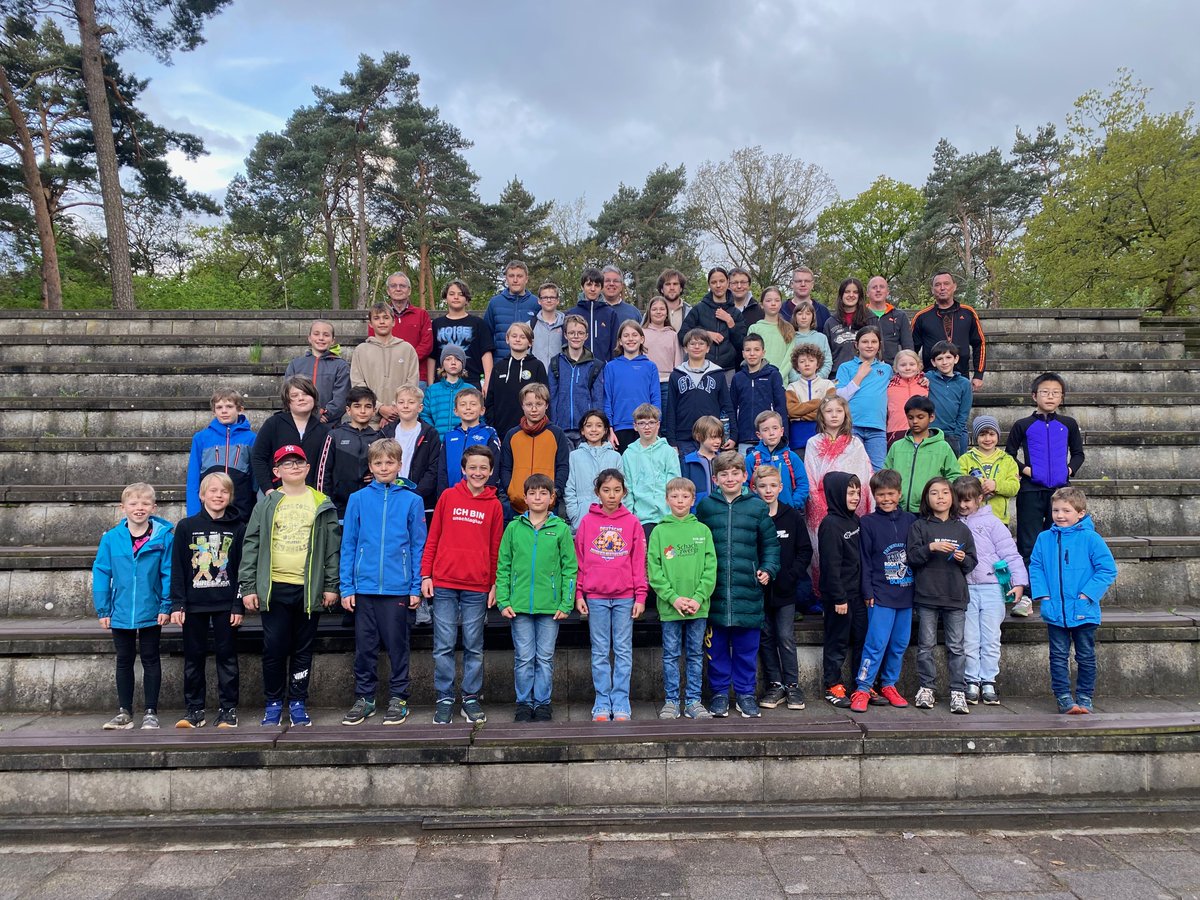 Der DSB sucht die Talente 2025 – Anmeldung möglich

Den ganzen Artikel findet Ihr auf der DSB-Website:

schachbund.de/news/der-dsb-s…