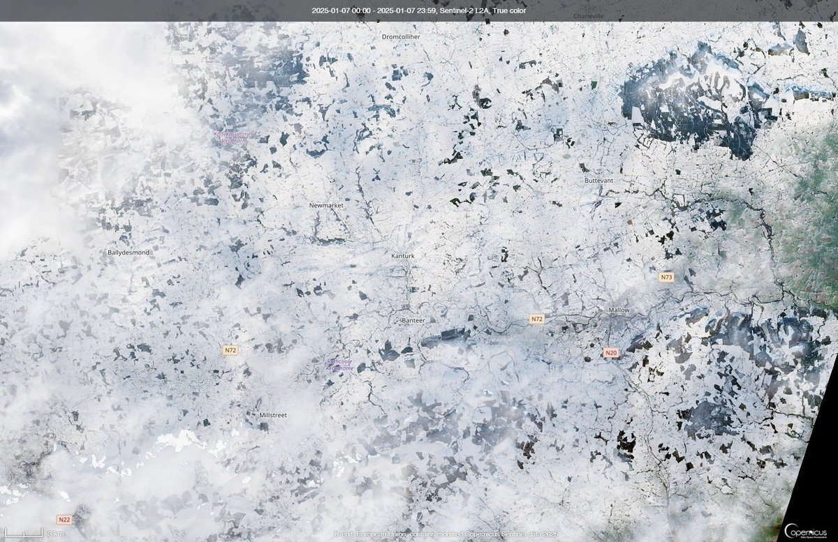 Cork area showing the differences and I really think we need to look a more granular weather warning system as one colour for the whole of Cork is too broad.