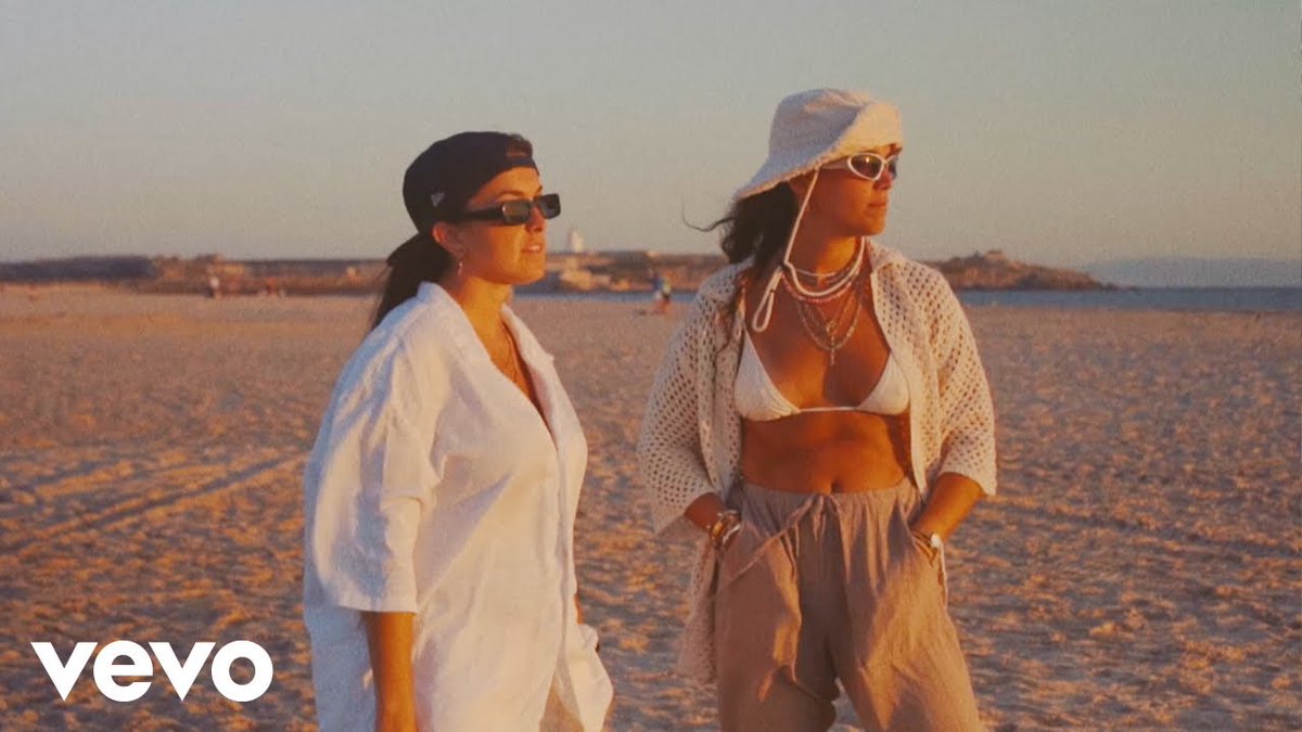 #Efemérides🎵: Hoy se cumple un año del lanzamiento de la canción 'Amor de verano' de Marlena. El dúo musical se presentó con este gran tema al Benidorm Fest.