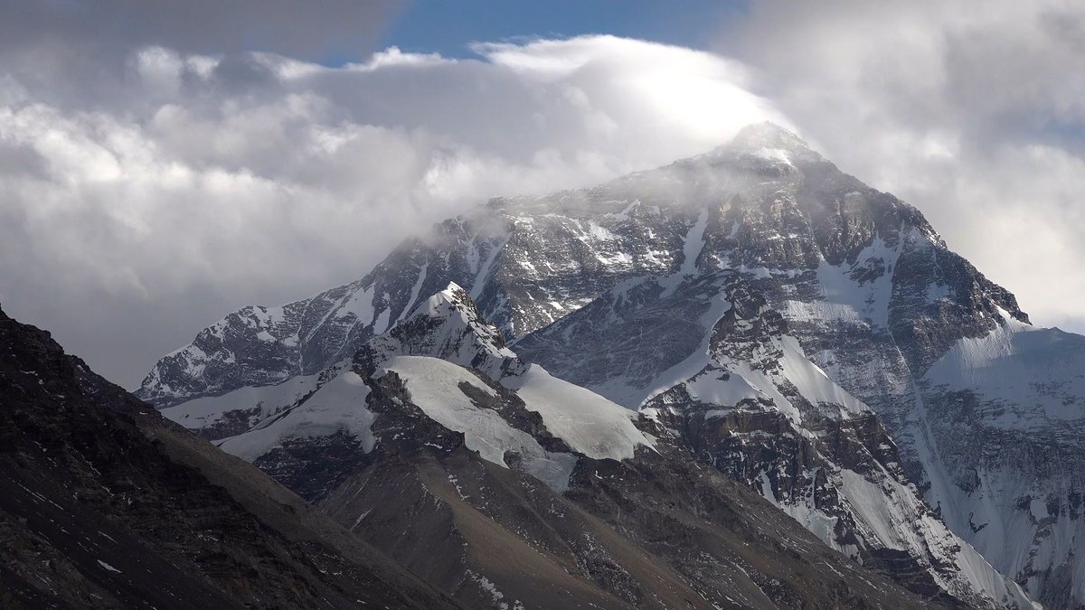 For those in the Lakes, there are 2 more opportunities to catch our film 'Everest Revisited' on the big screen.

The film, which examines the last 100 years of #Everest history, and the legacy of the 1924 expedition, will screen at Rheged on 16 &amp; 18 Jan ➡️ tinyurl.com/5n8xcjbp