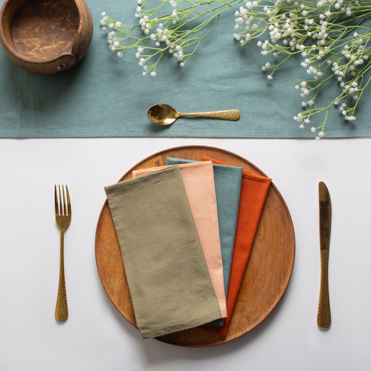 Dmaasa_'s tweet image. Elevate your dining experience with our Handcrafted Napkins – where elegance meets practicality. 🍽
✨ Perfect for every occasion, from cozy dinners to grand celebrations. 🍽️💖

#DiningNapkins #TableElegance #dmaasa #napkins #diningroom #napkin #dmaasastyle #handmade #dinnerset
