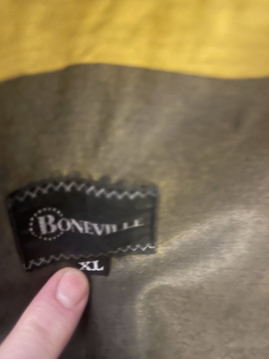 *** For Sale ***
Boneville Workshirt 
Transforms into a duffel bag (if you can be arsed)
Used but in as new condition
XL PTP=25 inches
£120 plus post &amp; packaging
If local can arrange to collect 
PayPal friends &amp; family or goods &amp; services add 4% for payment
👍🏻