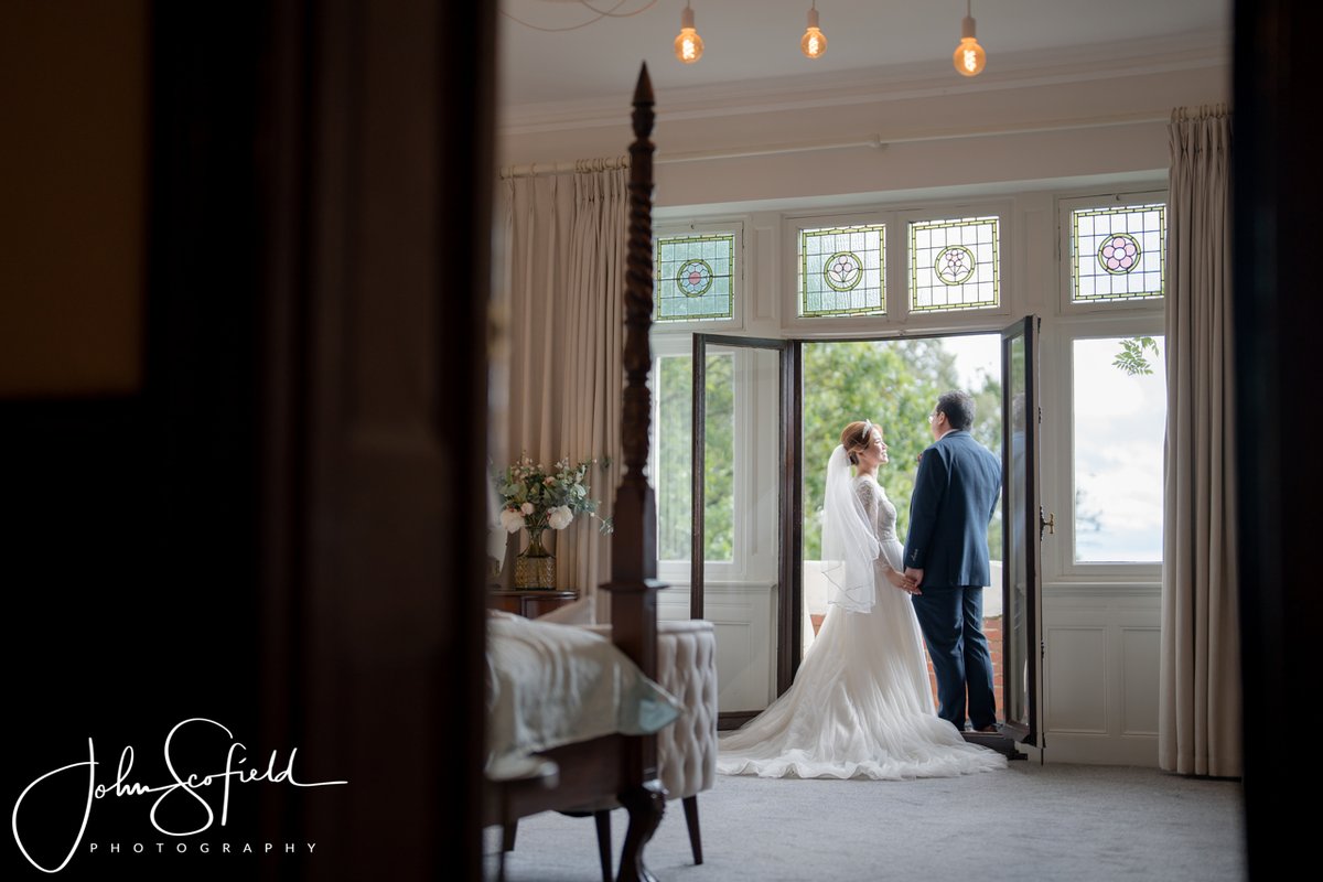 Taking those private moments together in the Honeymoon Suite ✨️

📸 @johnscofieldphotography
. . .