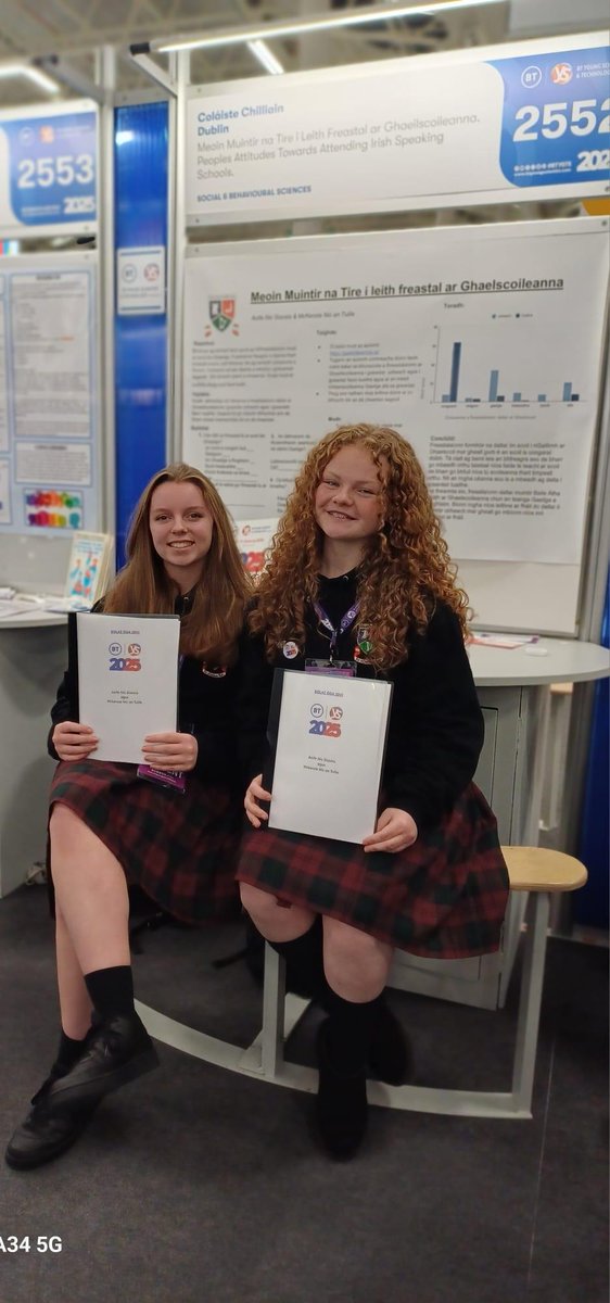 Guímid  Guímid ádh mór ar Aoife Nic Shiacais agus McKenzie Nic an Tuille (Bl.4) atá ag glacadh páirte i gComórtas an Eolaí Óig san RDS an tseachtain seo. We wish Aoife Nic Shiacais and McKenzie Nic an Tuille (Bl.4) the very best of luck in the Young Scientist Competition.