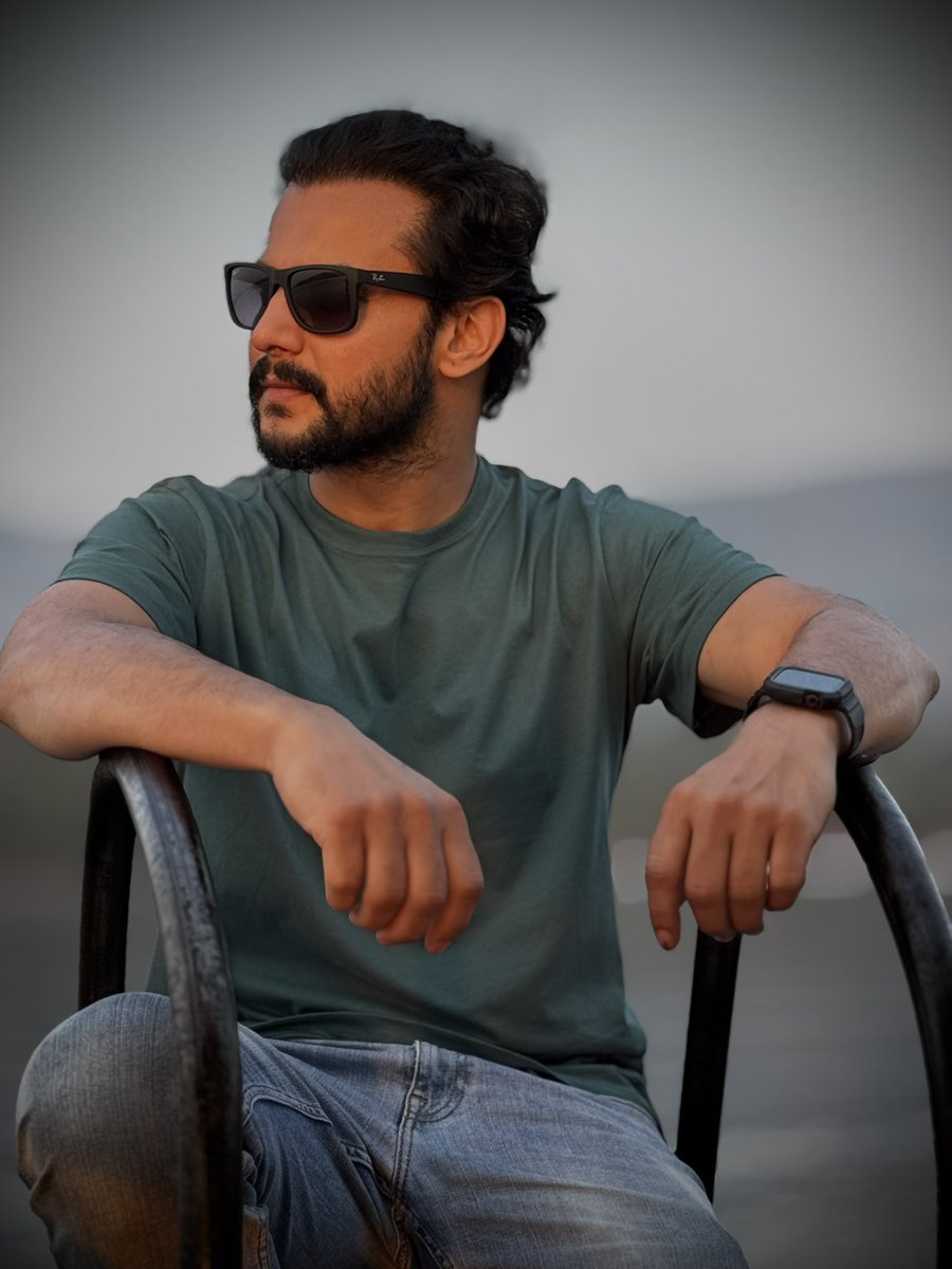 Adinath Kothare (@adinathkothare) on Twitter photo рдореЗрд░реА рдХрд╢реНрддреА рдореЗрдВ рдореЗрд░реЗ рд╕рдкрдиреЗ рдХрднреА рд╕рдорд╛ рдирд╣реАрдВ рдЧрдП.. рдЫрд▓рдХ рдЫрд▓рдХ рдХрд░ рдЖрдЬ рдирджреА рдмрдиреЗ рдмрд╣ рд░рд╣реЗ рд╣реИрдВ.. рддреЛ рдореИрдВрдиреЗ рд╕реЛрдЪрд╛ рдХрд┐рдирд╛рд░реЗ рдХрд╛ рд╕реБрдХреВрди рдЫреЛрдбрд╝ рдХрд░.. рдкрд╣рд▓реЗ рдмрд╣рдирд╛ рд╕реАрдЦреВрдБ.. рддреИрд░рдирд╛ рддреЛ рд╣рд╛рд▓рд╛рдд рд╕реАрдЦрд╛ рд╣реА рджреЗрдВрдЧреЗ..
#рдЖрджреА рдореЗрд░реА рдХрд╢реНрддреА рдореЗрдВ рдореЗрд░реЗ рд╕рдкрдиреЗ рдХрднреА рд╕рдорд╛ рдирд╣реАрдВ рдЧрдП.. рдЫрд▓рдХ рдЫрд▓рдХ рдХрд░ рдЖрдЬ рдирджреА рдмрдиреЗ рдмрд╣ рд░рд╣реЗ рд╣реИрдВ.. рддреЛ рдореИрдВрдиреЗ рд╕реЛрдЪрд╛ рдХрд┐рдирд╛рд░реЗ рдХрд╛ рд╕реБрдХреВрди рдЫреЛрдбрд╝ рдХрд░.. рдкрд╣рд▓реЗ рдмрд╣рдирд╛ рд╕реАрдЦреВрдБ.. рддреИрд░рдирд╛ рддреЛ рд╣рд╛рд▓рд╛рдд рд╕реАрдЦрд╛ рд╣реА рджреЗрдВрдЧреЗ..
#рдЖрджреА