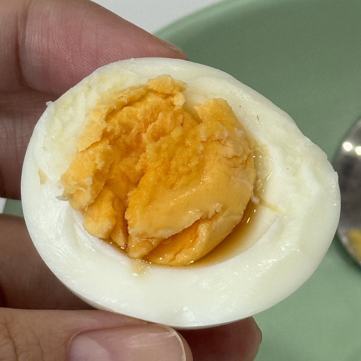 sfkkfs_'s tweet image. กินน้ำปลายังไงให้ดูรวย น้ำปลาติดแกลม 
กลิ่นทรัฟเฟิลลล หอมตะโกนนน อร่อยมากกกกกกกก