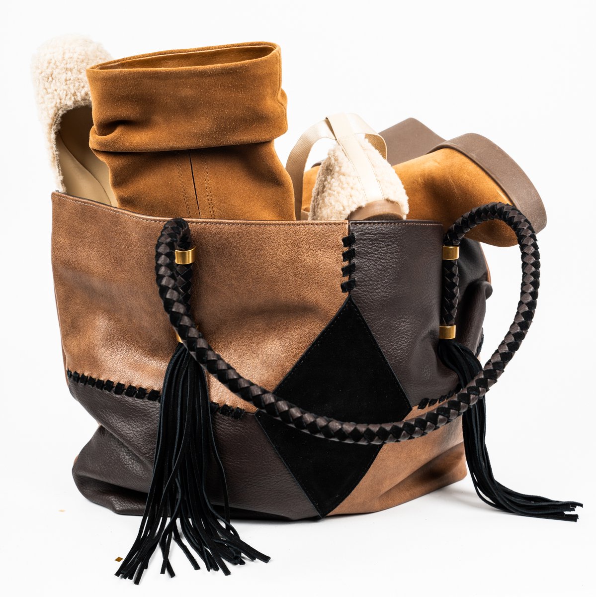 JSCollection's tweet image. Go ahead, fill the bag! Some of the best deals on the styles you wanna wear right now on jessicasimpson.com!