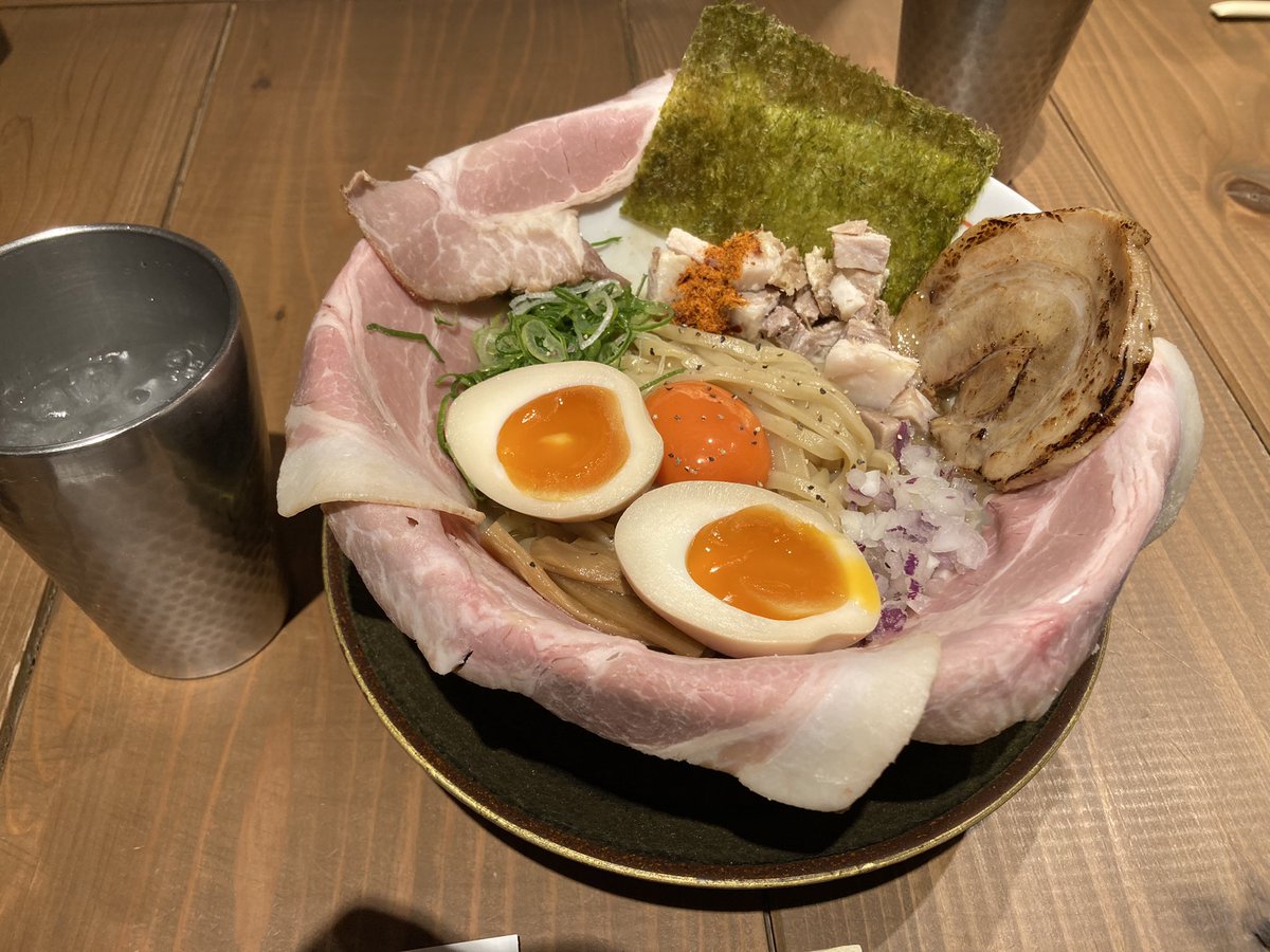 youpeace411's tweet photo. 小麦の麺神
まぜそば
和風だしで美味しかった https://t.co/0uvCTrTKu9