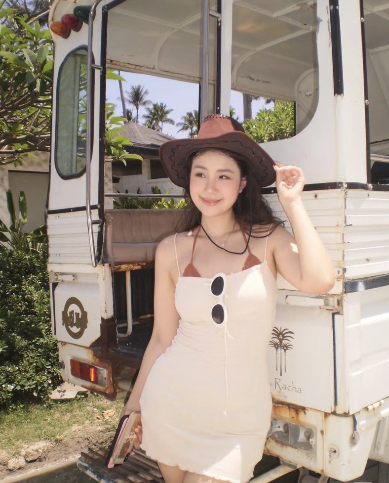 กล้อง Olympus fe-20 ราคา2050 รส.
ตำหนิ- ฝาปิดแบต ใช้เทปปิดได้ 
สิ่งที่ได้รับ กล้อง แบต เมม 💓
สภาพ ดี ซูมลื่น 💓
Dm <a href="/HobiPanh/">u_r ૮ ․ ․ ྀིა KllinItGirl</a> ⭐️

#ส่งต่อ #ส่งต่อกล้อง #กล้องดิจิตอลมือสอง #กล้องดิจิตอลเก่า #เช่ากล้อง #กล้องดิจิตอล