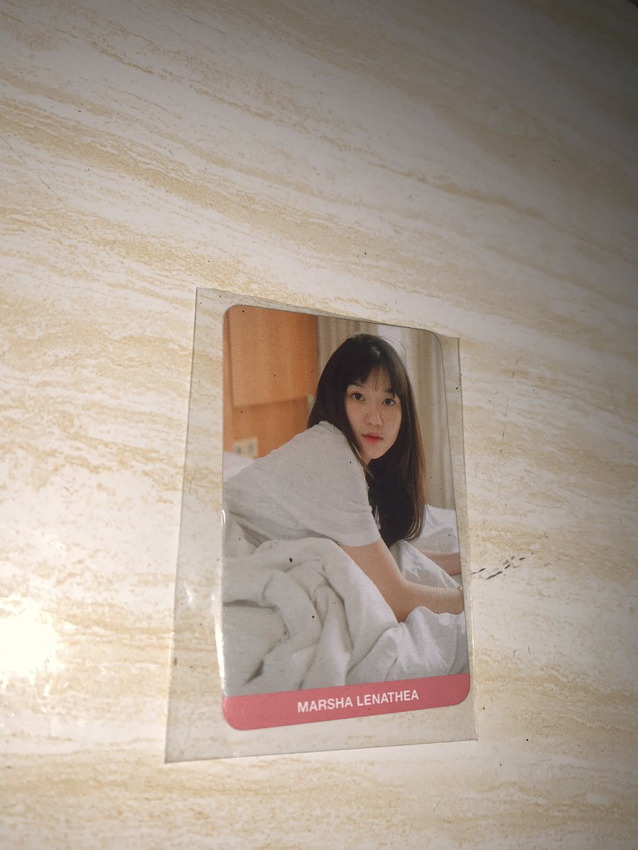 Wts jujur gatau harga , coba dm ajh dulu, all good condi

#wts #photocard #kpoptwt #BLACKPINK #lisa #haewon #JKT48 #MARSHA #KAZUHA #LESSERAFIM #NMIXX