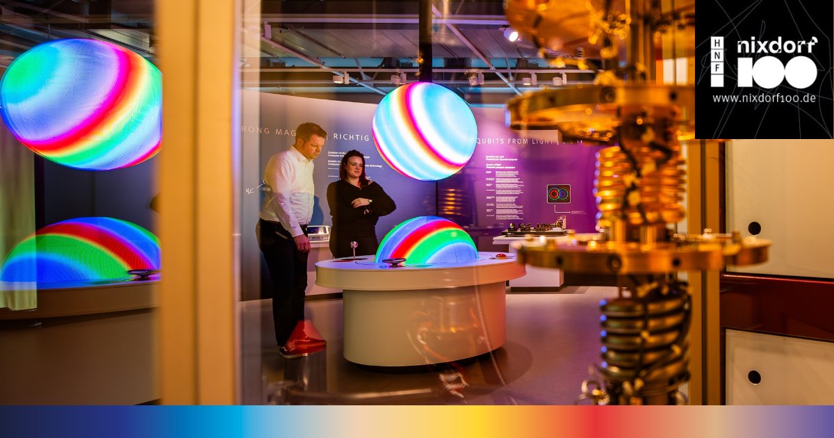 Ab Sonntag sind im HNF die Quanten los. Dann könnt ihr erstmals den neuen Ausstellungsbereich „Quantencomputer – Superrechner der nächsten Generation“ besichtigen. Aus diesem Anlass ist am Sonntag von 10 bis 18 Uhr der Eintritt ins gesamte HNF frei!