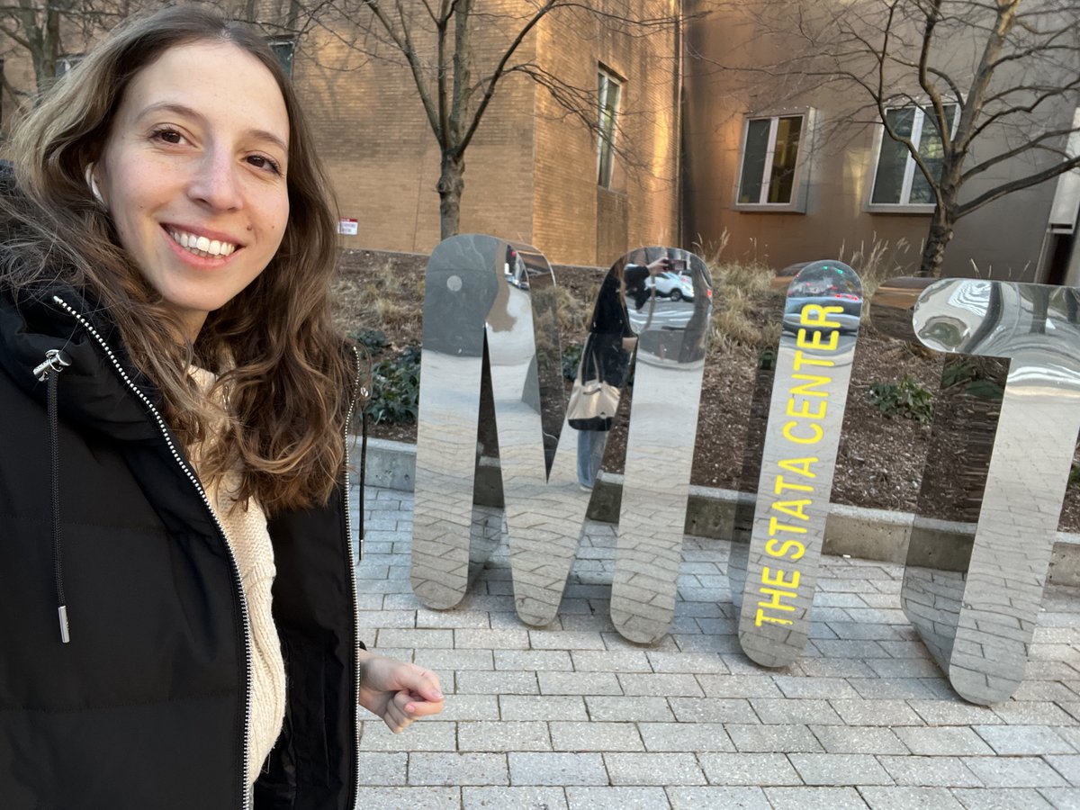 YVinker's tweet image. Excited to share that I officially completed my PhD in Computer Science at Tel Aviv University and have joined Prof. Antonio Torralba’s lab at MIT for my postdoc!
Looking forward to researching visual communication, and surviving Boston winters without turning into a popsicle!❄️