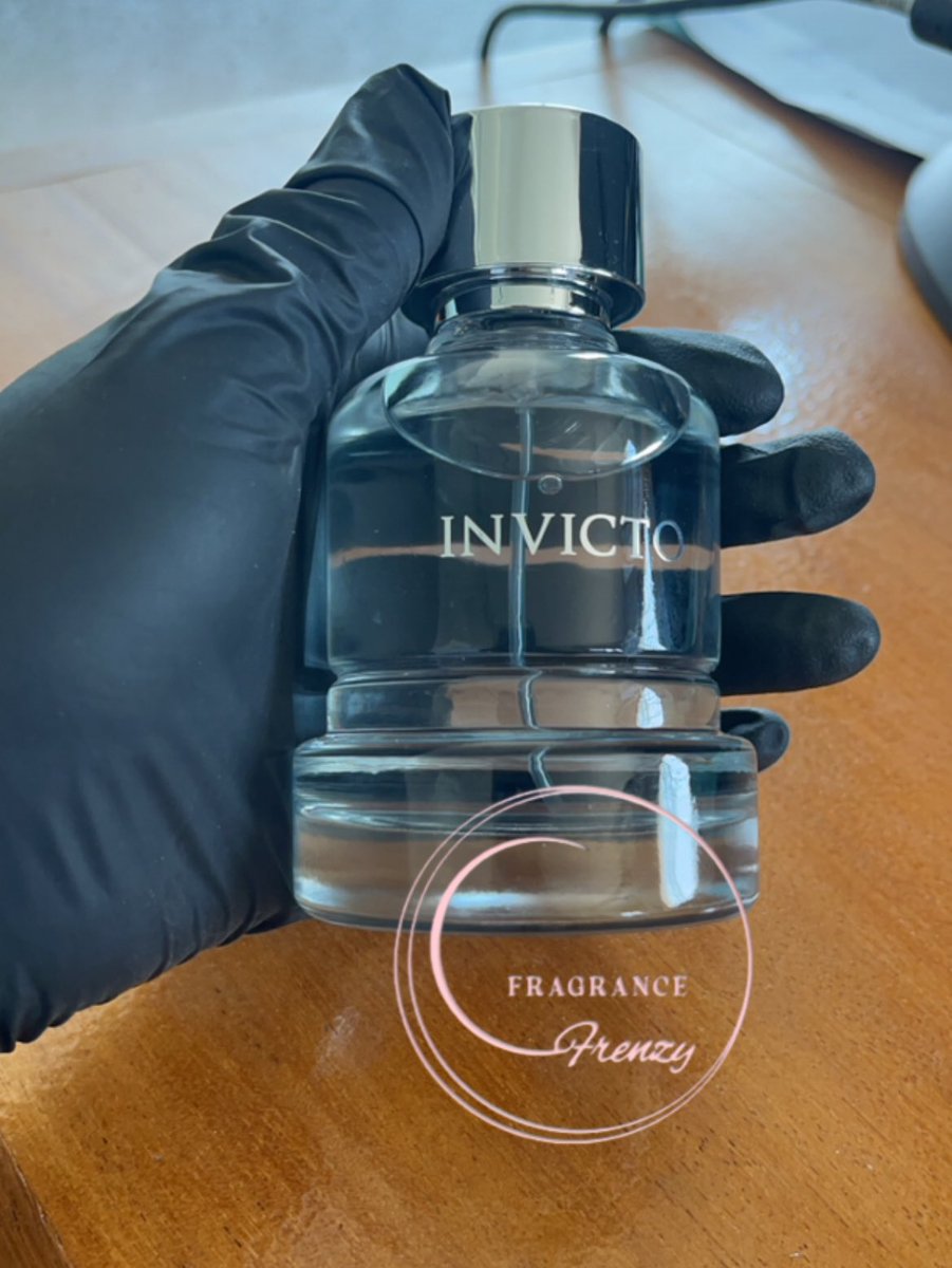 fragrancefrenz's tweet image. Smell sweet , frame 1:15k
Smell fresh ,frame 2:15k
Smell like chocolate:6k
Smell fresh :10k.
Available for purchase in limbe , delivery nationwide.
Please retweet my customer is on your timeline, thank you 🙏.

#fragrancefrenzy