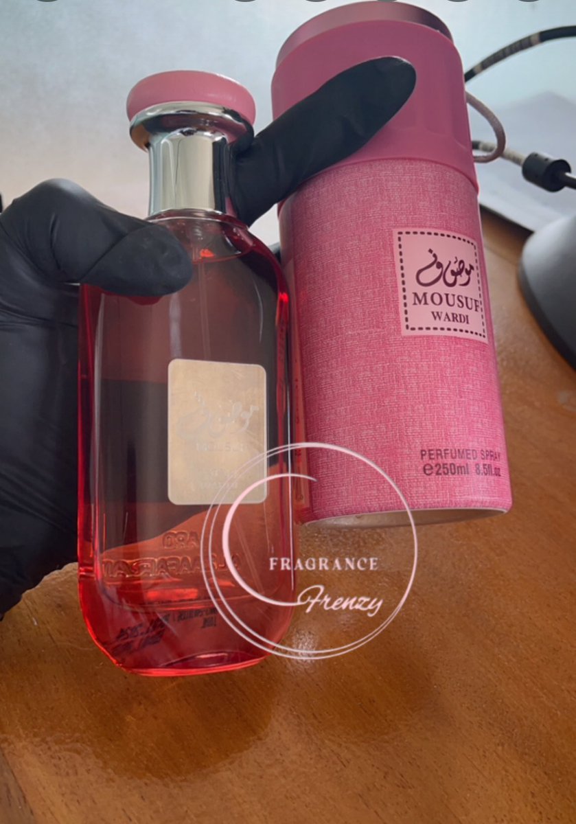 fragrancefrenz's tweet image. Smell sweet , frame 1:15k
Smell fresh ,frame 2:15k
Smell like chocolate:6k
Smell fresh :10k.
Available for purchase in limbe , delivery nationwide.
Please retweet my customer is on your timeline, thank you 🙏.

#fragrancefrenzy