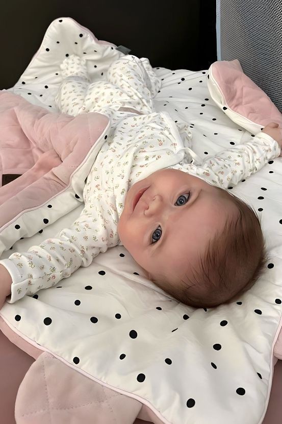 Baby's (@cuddleecute) on Twitter photo 