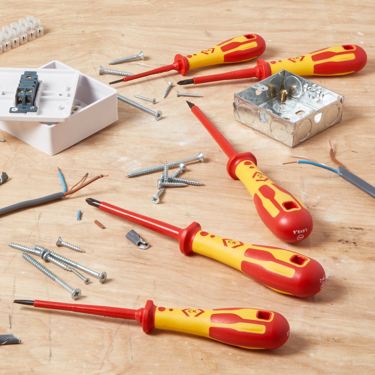 The DextroVDE screwdriver range is VDE-tested for safe live working up to 1,000V ⚡.

✔️ Tip type markings for easy ID
✔️ Ergonomic handle for comfort &amp; grip
✔️ Fine neck &amp; ridges for precision control

Ask your local C.K stockist about DextroVDE today!