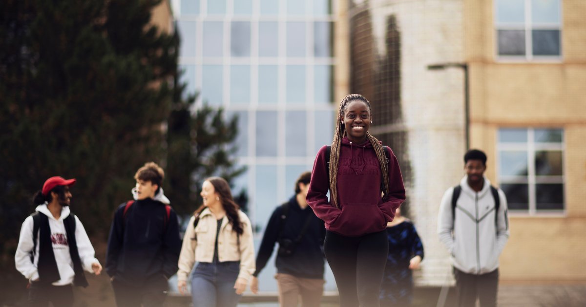 Applying for admission to the fall 2025 semester? 💻

The application deadlines for <a href="/MUNEducation/">MUN Education</a> @musicatmemorial <a href="/MUN_Nursing/">Faculty of Nursing</a> @SchoolofPharm and <a href="/grenfellcampus/">Grenfell Campus</a> BFA programs are 🔜 approaching. 

Apply ↗️ bit.ly/apply-to-memor…
Deadlines ↗️ bit.ly/undergrad-dead…