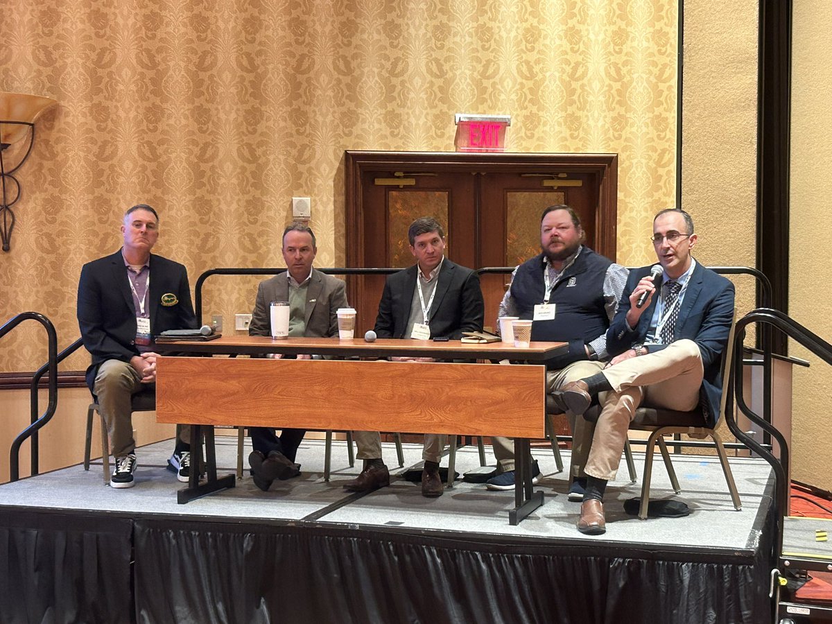 Tennessee Turfgrass (@tnturfassoc) on Twitter photo Masters of the Game - Tournament Experience Roundtable with an impressive panel: <a href="/blair1927/">Ryan Blair, CGCS</a> <a href="/jballard1/">John Ballard, CGCS</a> <a href="/NickBisanz/">Nicholas Bisanz</a> and Will Misenhimer from The Honors Course. Masters of the Game - Tournament Experience Roundtable with an impressive panel: <a href="/blair1927/">Ryan Blair, CGCS</a> <a href="/jballard1/">John Ballard, CGCS</a> <a href="/NickBisanz/">Nicholas Bisanz</a> and Will Misenhimer from The Honors Course.