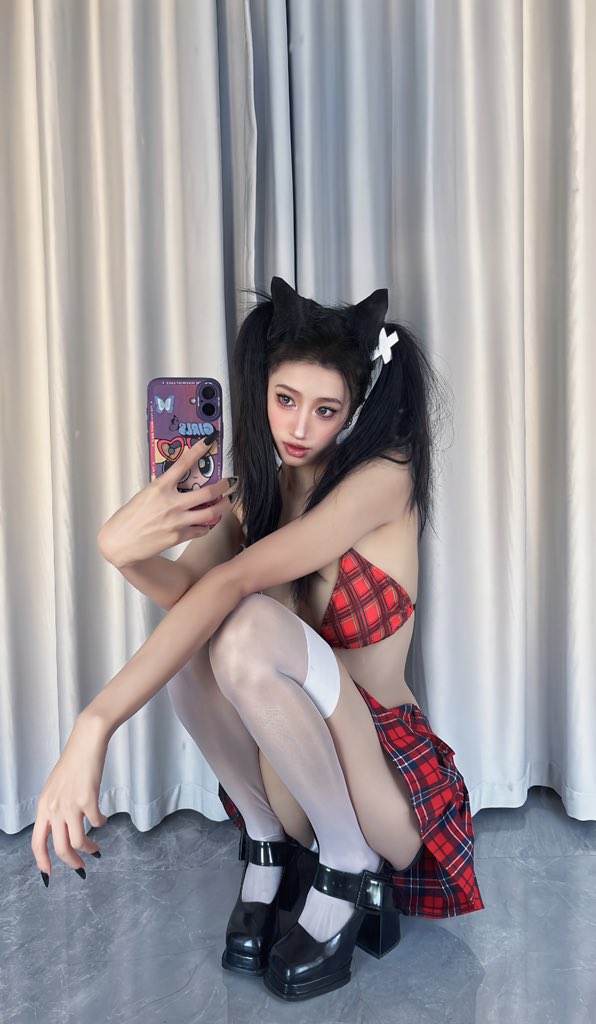 roseyuge's tweet photo. 猫猫头 https://t.co/z2YA2NQpP4